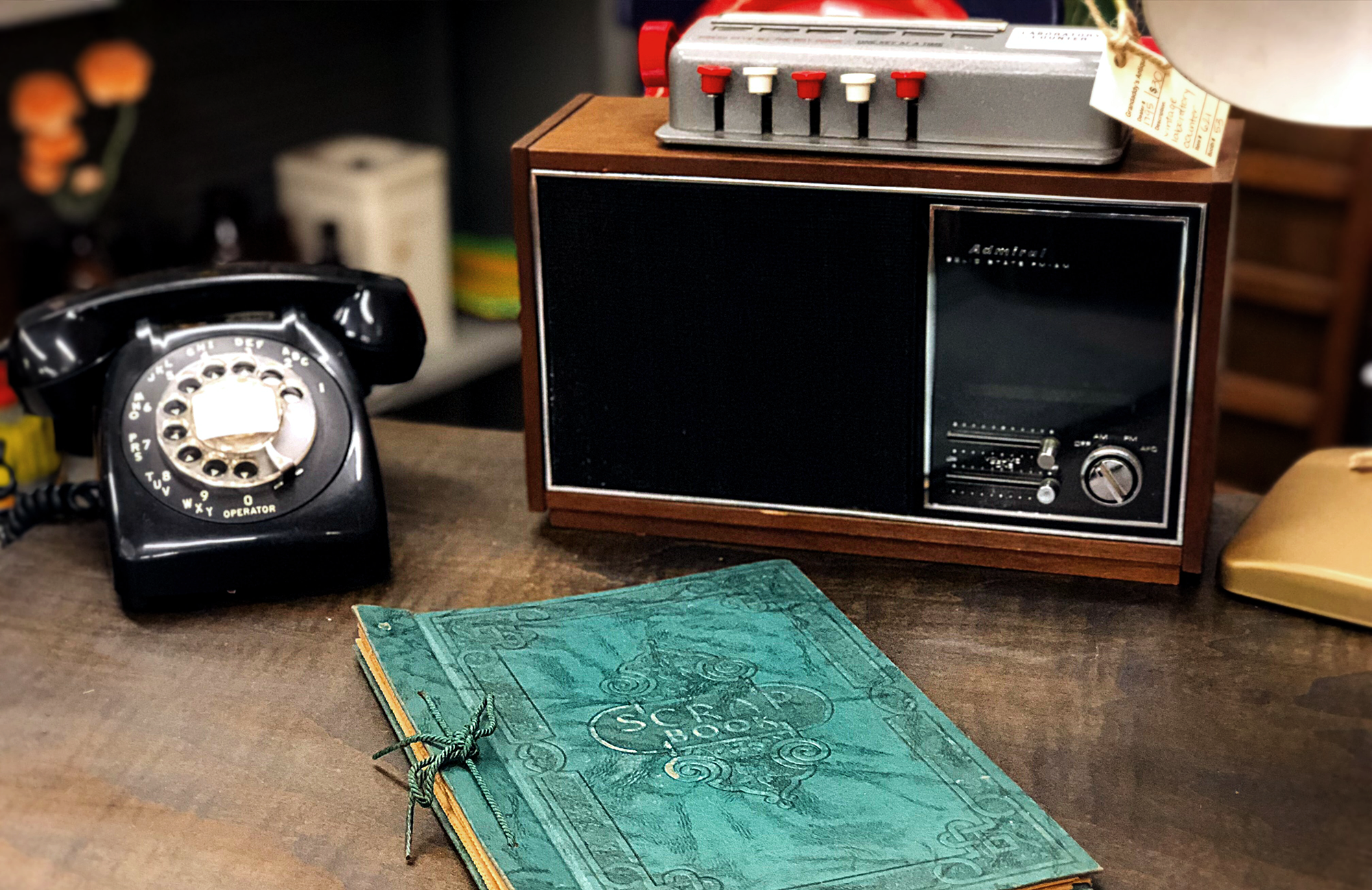 alt="Showing old phone and radio"